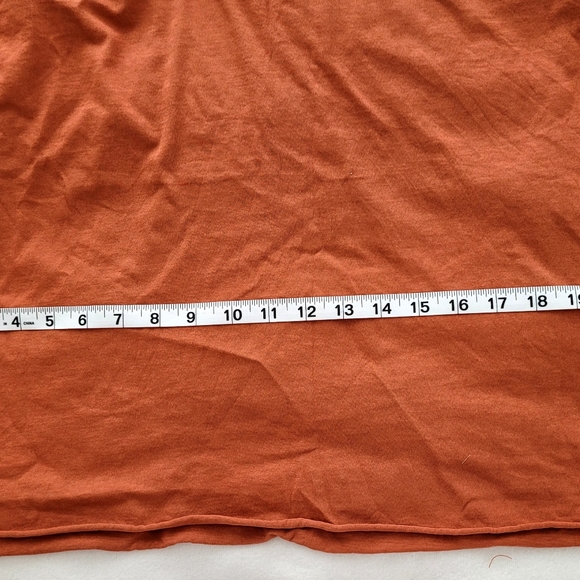 NWT Basic Crop Tee. Size M. Images show a size L that sold privately. - Picture 10 of 16